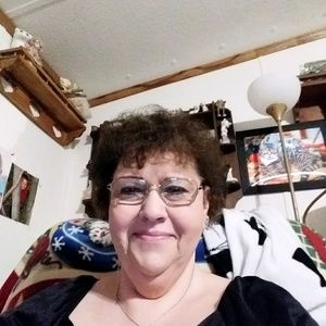 Meet your Posher, Cynthia